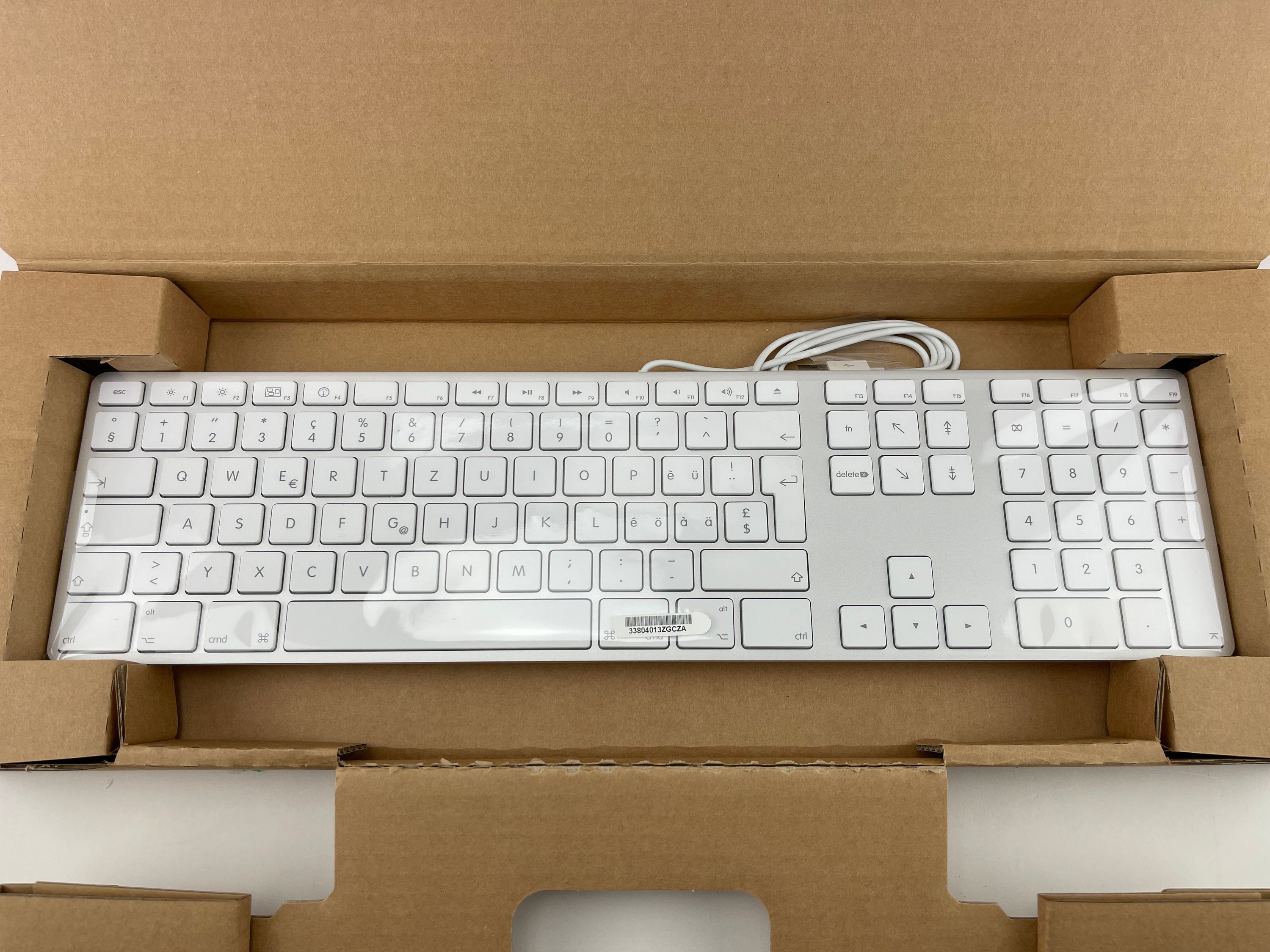 250x Apple Keyboard Ziffernblock Weiß QWERTZ Schweiz A1243