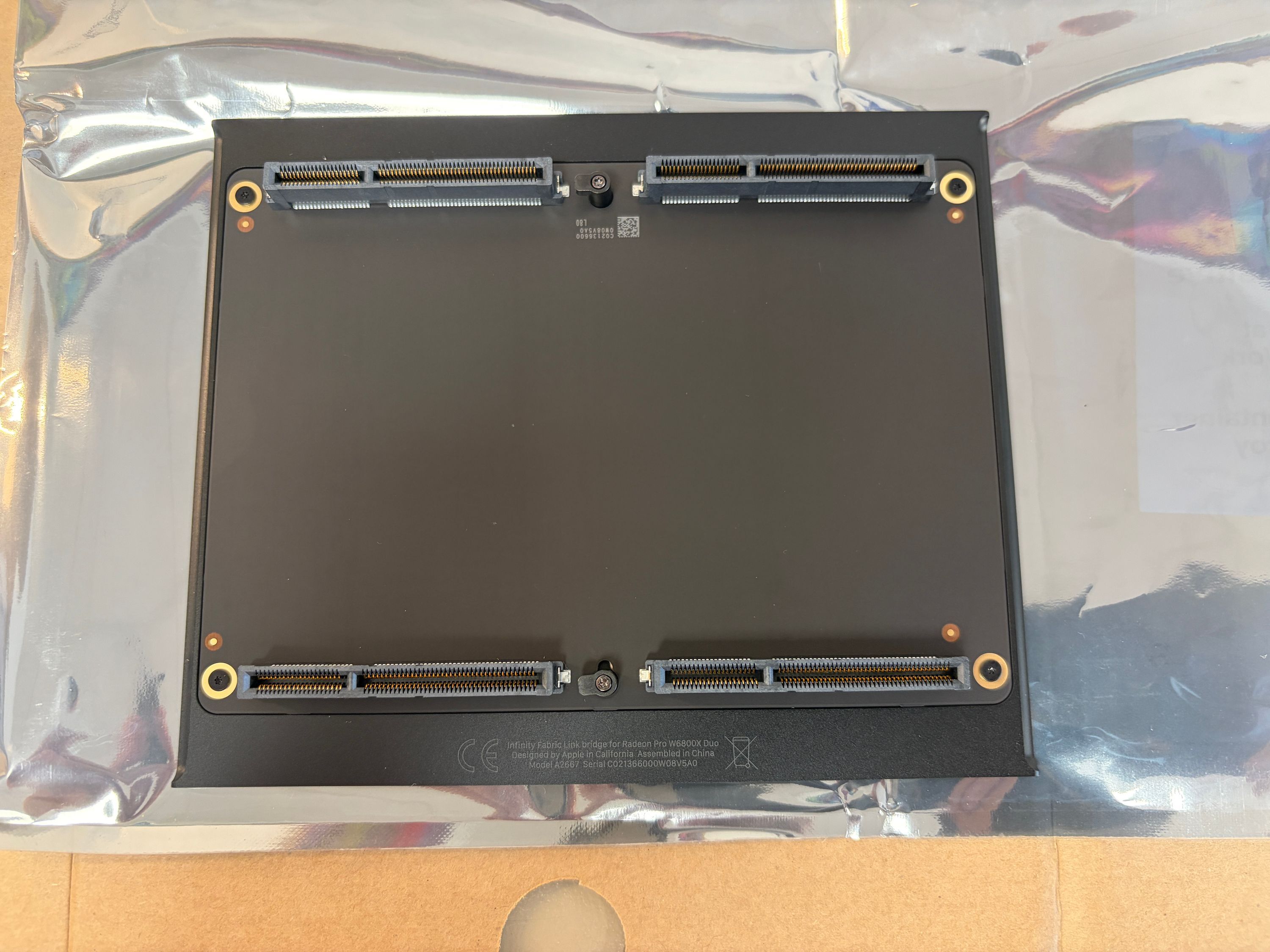 Apple 923-06130 A2667 Infinity Fabric Link Bridge for Radeon Pro W6800X Duo