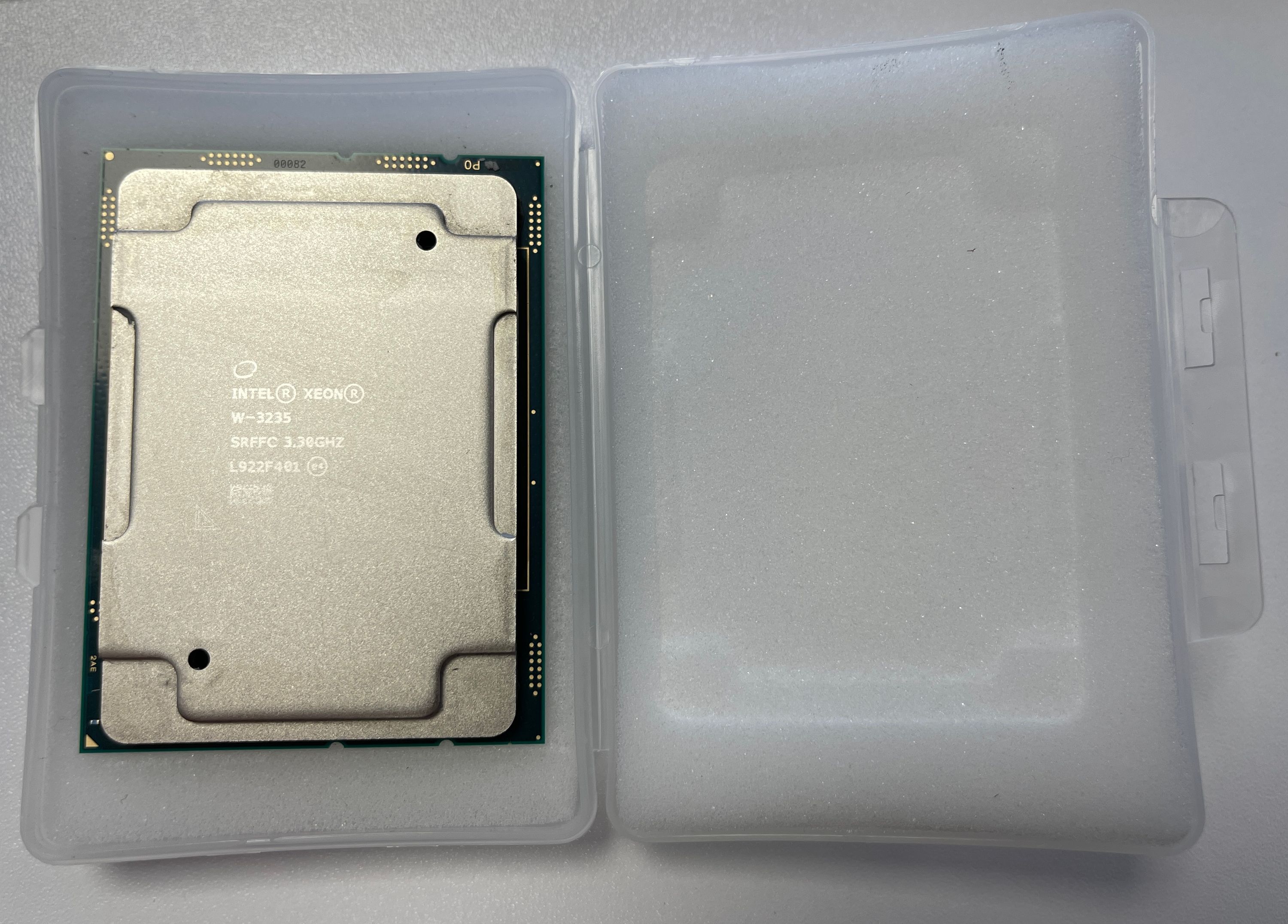 Intel Xeon Prozessor 12-Kern 3,3 GHz W-3235 (aus Mac Pro 7.1)
