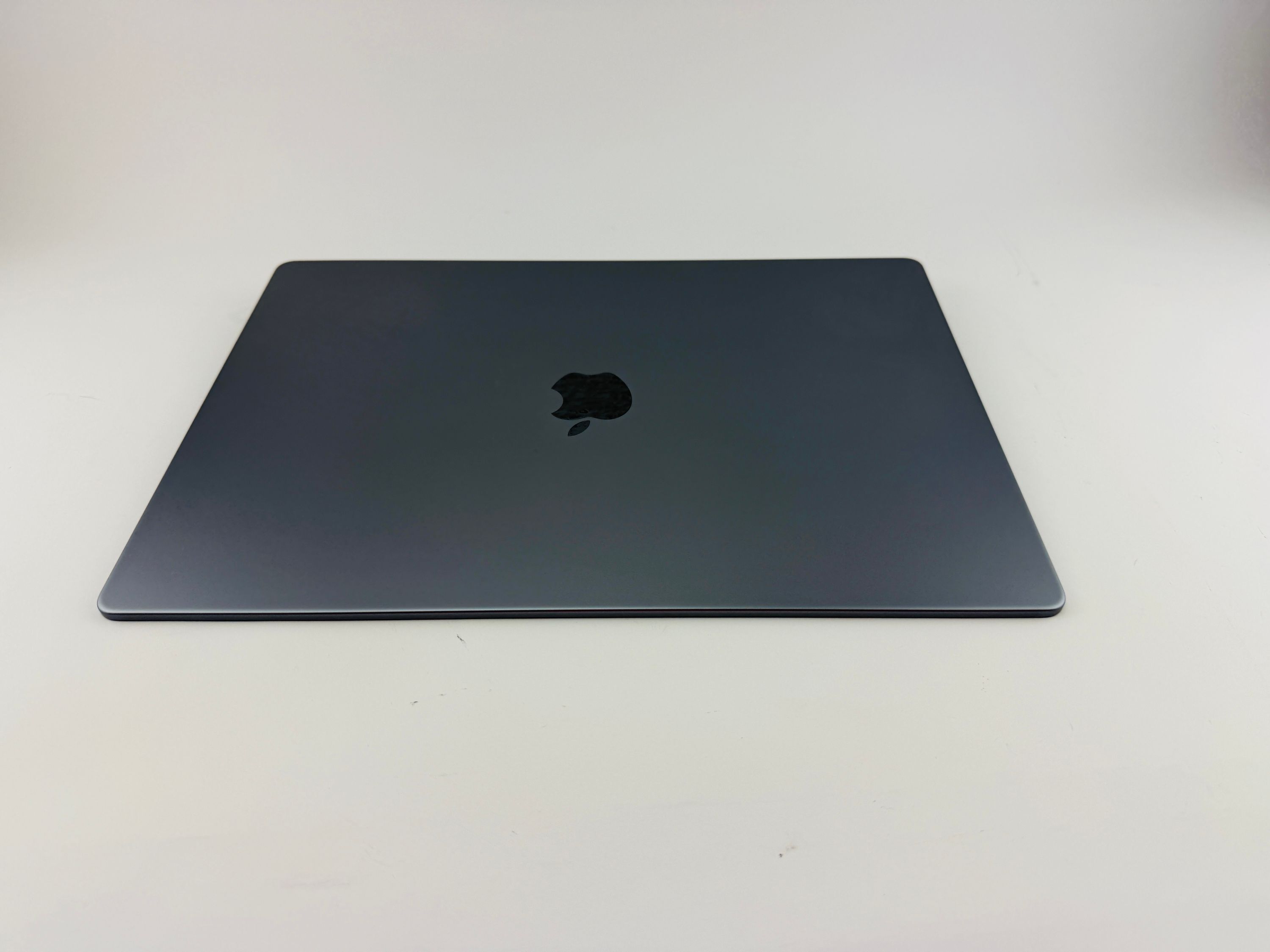 Apple MacBook Pro 16" A2442 A2779 2021 2023 Display Space Grau