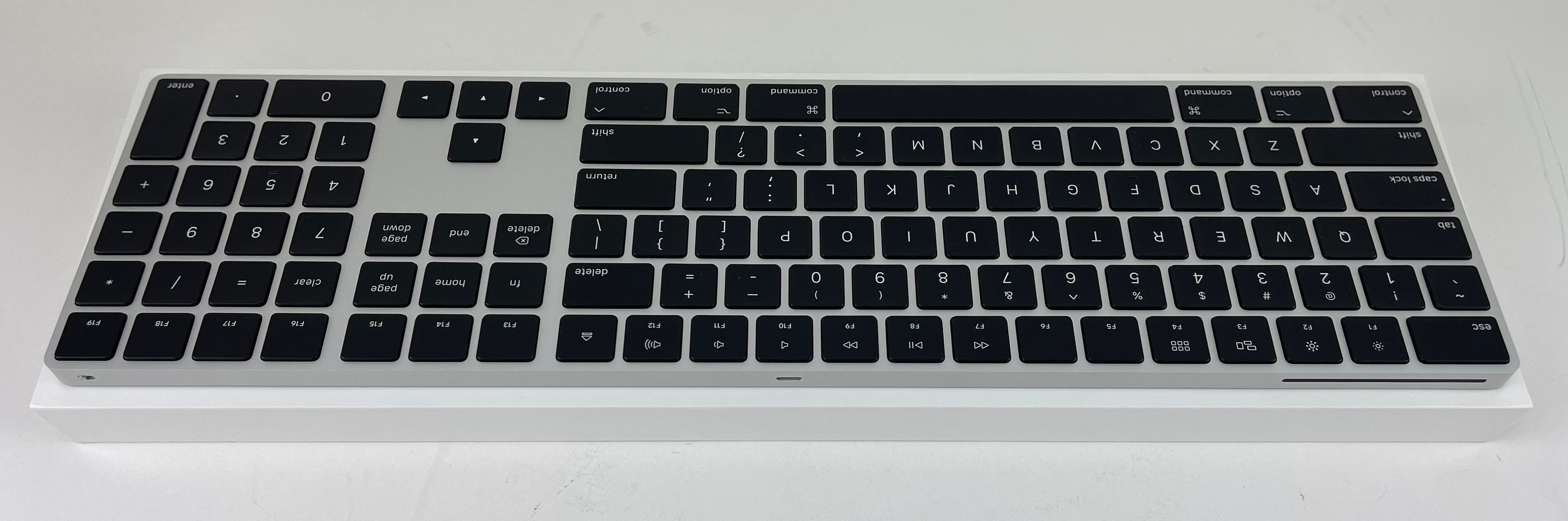 Apple Wireless Keyboard A1843 Ziffern QWERTY US Mac Pro 7.1 Edition silber schwarz