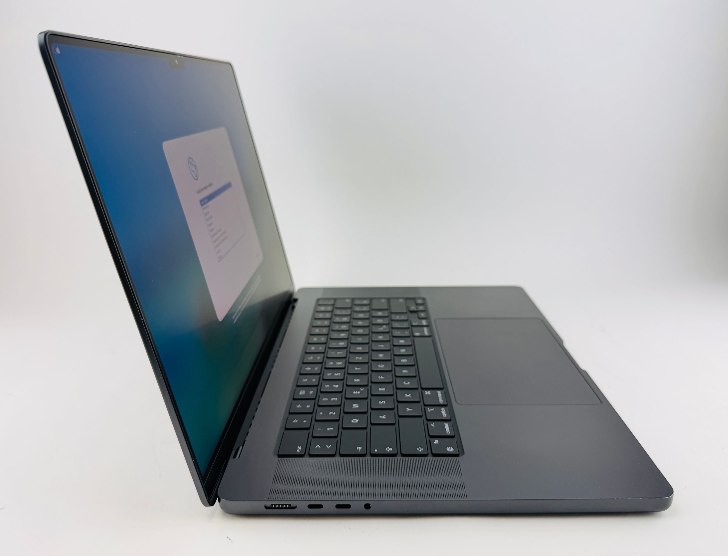 Apple MacBook Pro 16" (2024) M4 Max - Space Black Nanotextur