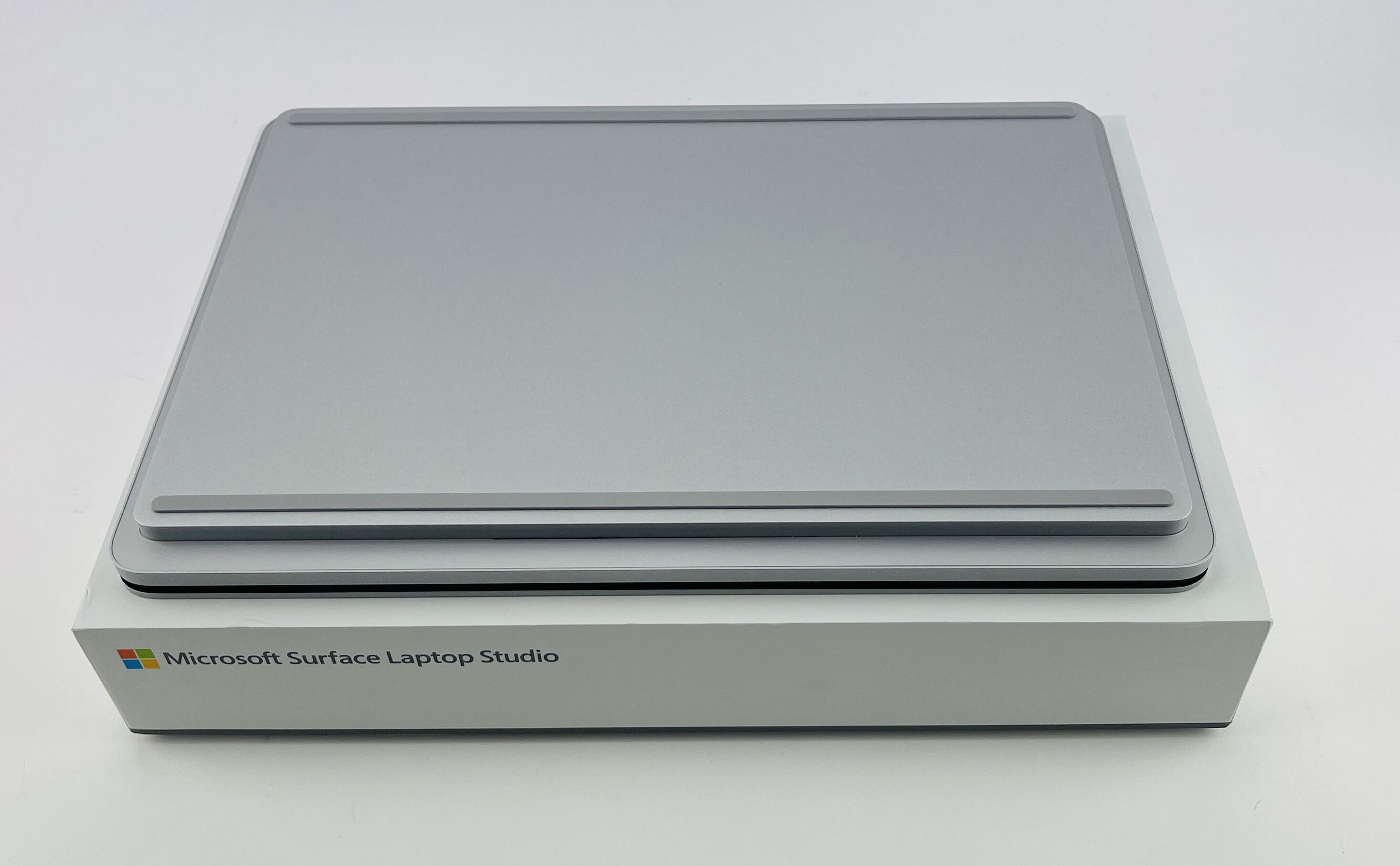 Microsoft Surface Laptop Studio i5 3,1 GHz 16 GB 256 GB Platinum