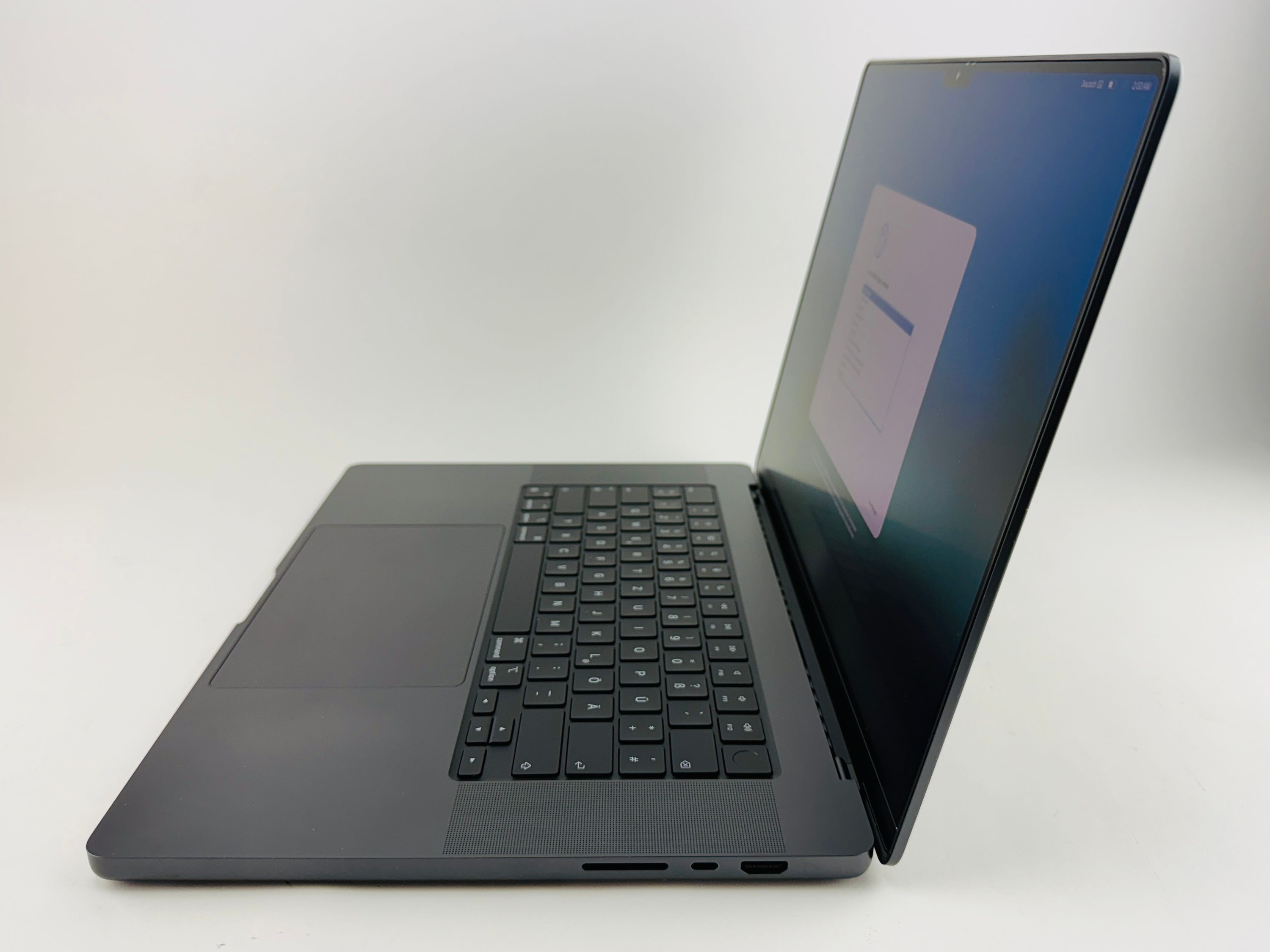 Apple MacBook Pro 16" (2024) M4 Max - Space Black Nanotextur