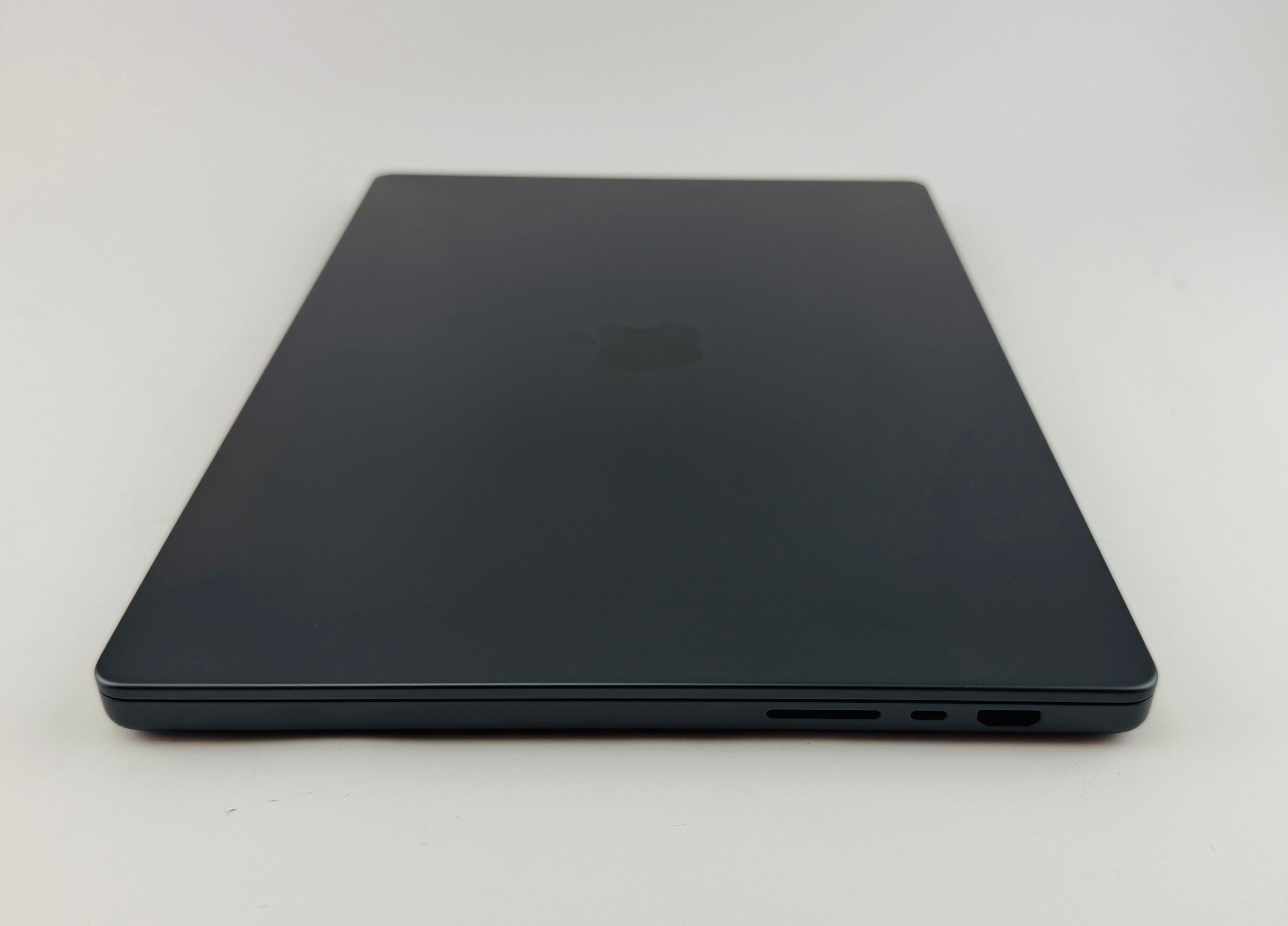Apple MacBook Pro 16" (2024) M4 Pro - Space Black Nanotextur