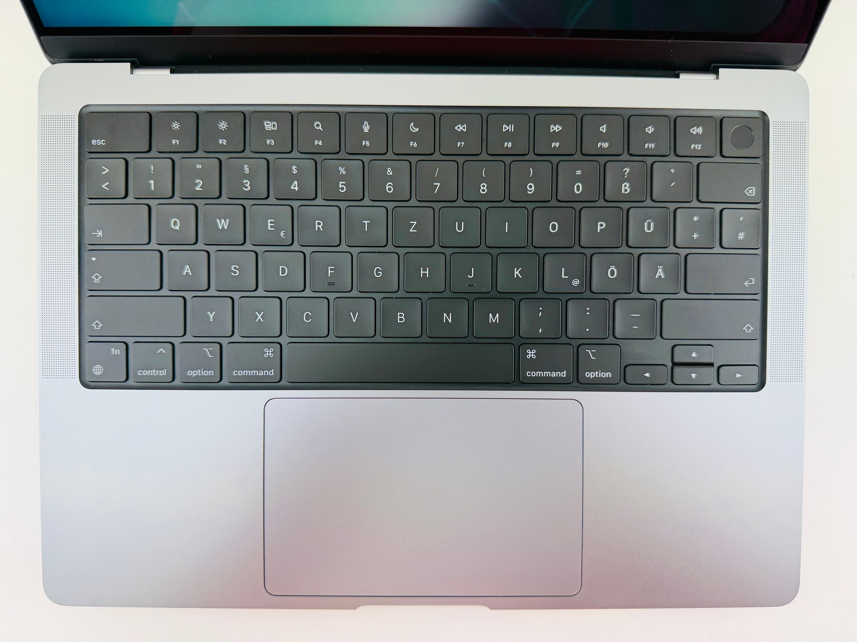 Apple MacBook Pro 14" (2023) M2 Pro 16-Core - Space Grau