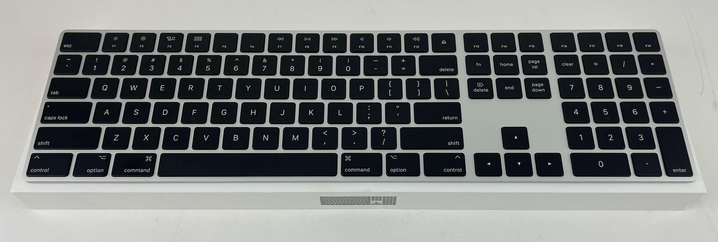 Apple Wireless Keyboard A1843 Ziffern QWERTY US Mac Pro 7.1 Edition silber schwarz
