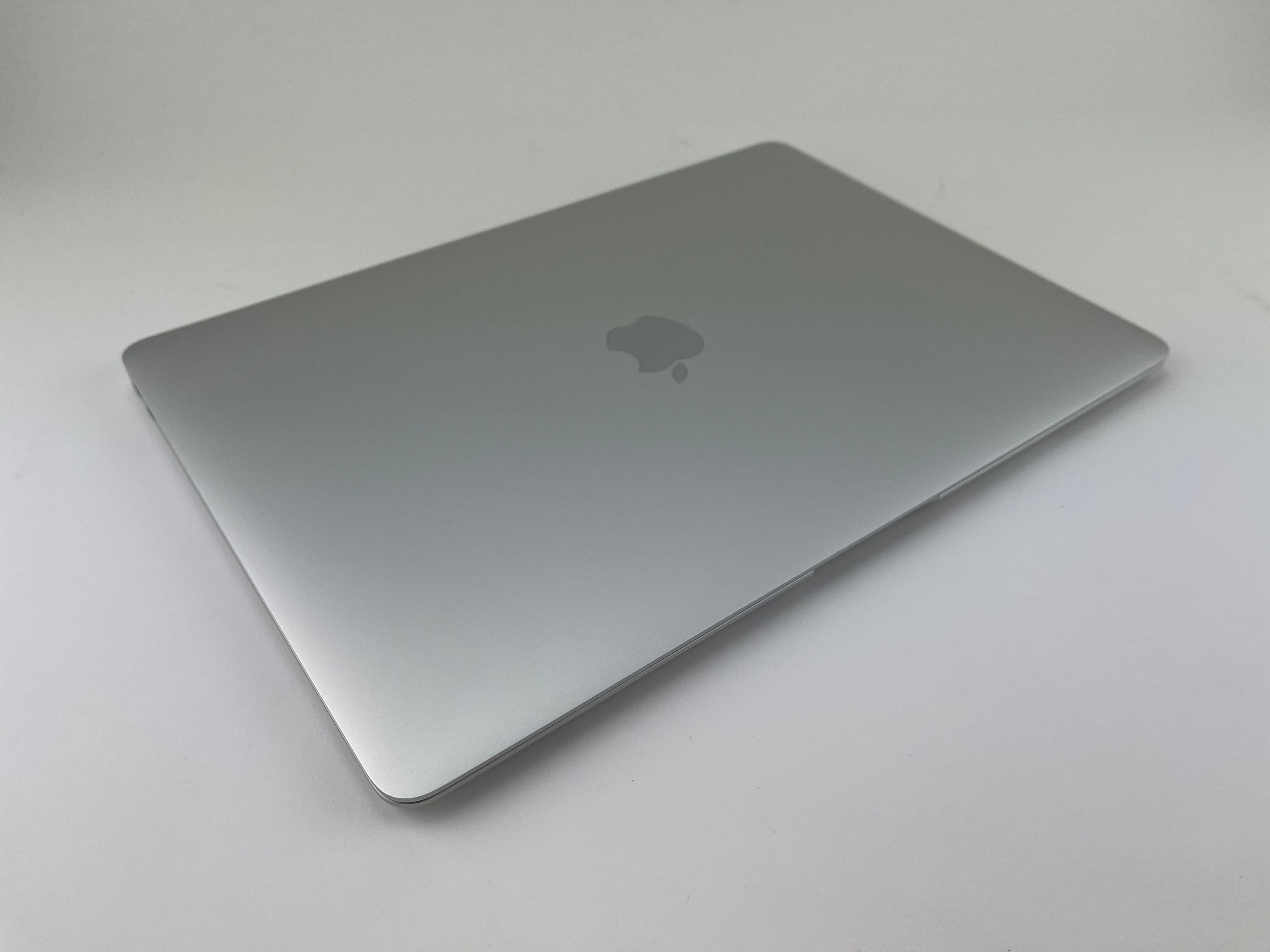 Apple MacBook Air 13" (2020) M1 8-Core - Silber