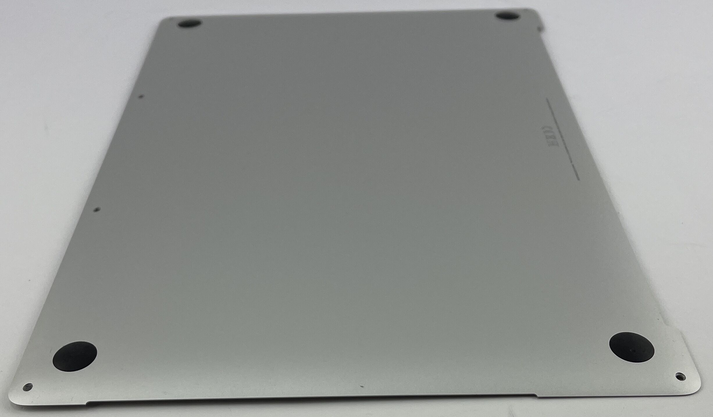 Apple MacBook Pro 15" A1990 2018 - 2019 Silber Bodenplatte