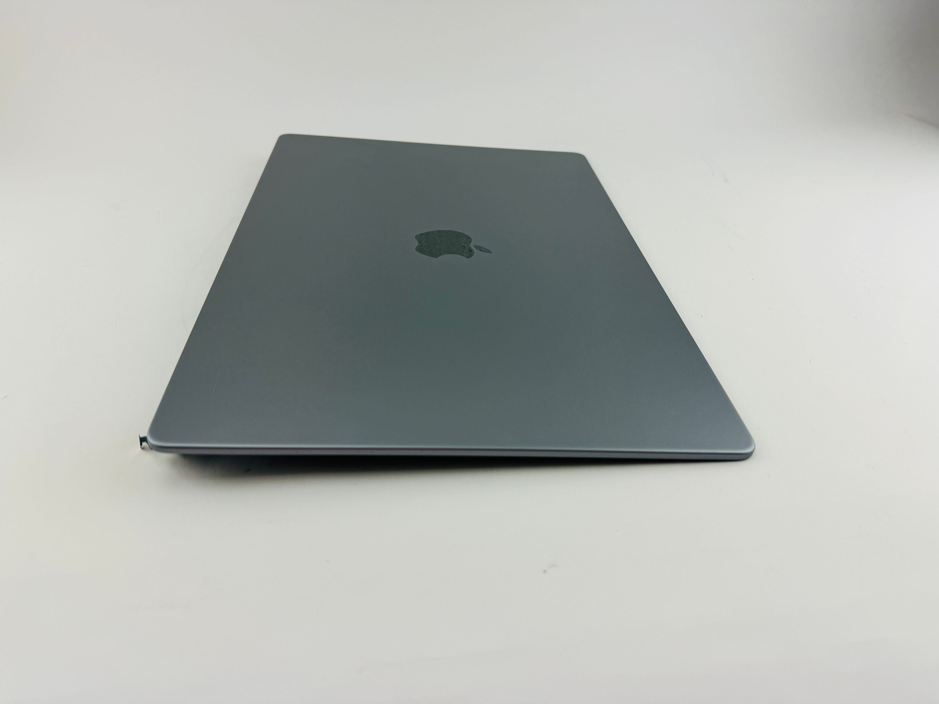 Apple MacBook Pro 16" A2442 A2779 2021 2023 Display Space Grau