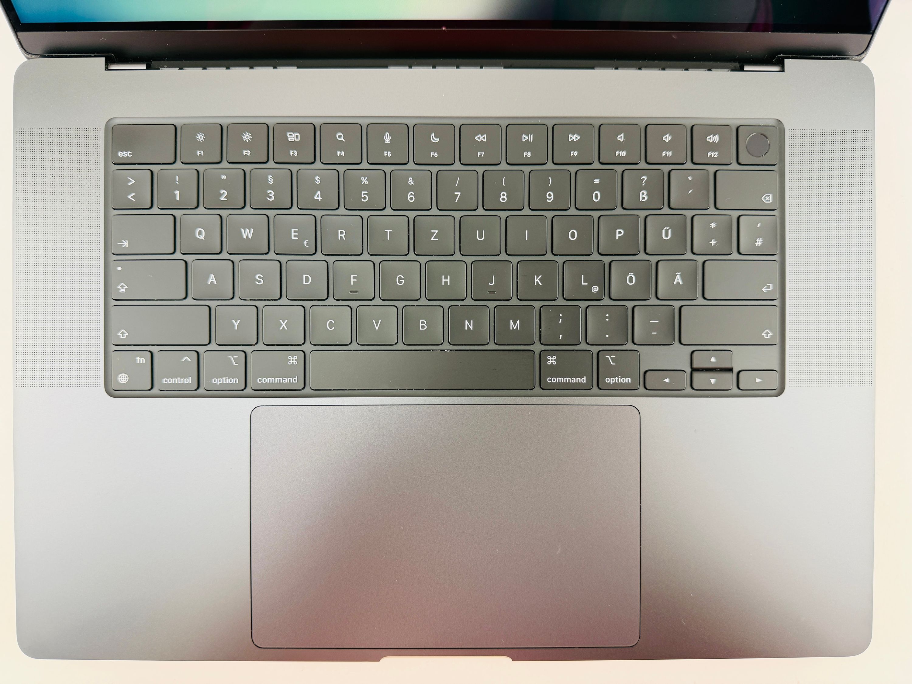 Apple MacBook Pro 16" (2024) M4 Max - Space Black