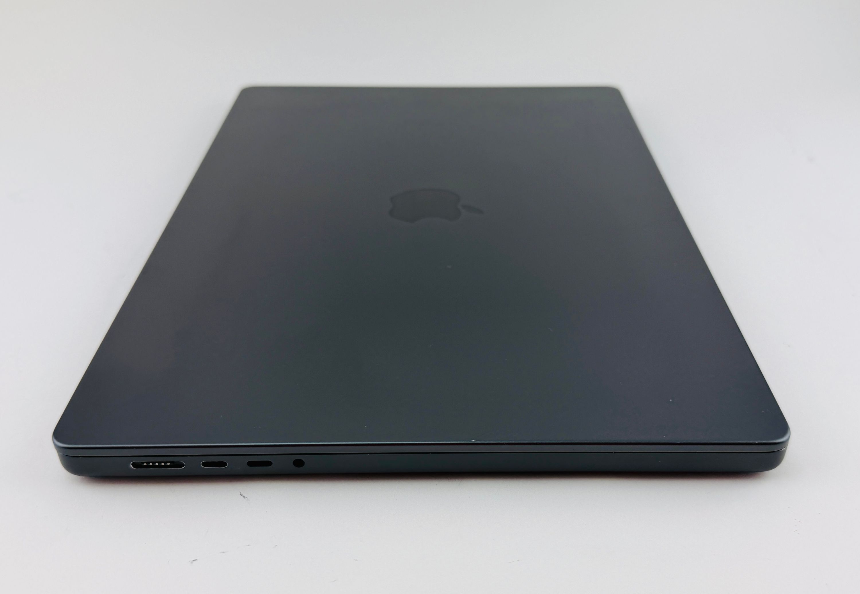 Apple MacBook Pro 16" (2024) M4 Max - Space Black Nanotextur
