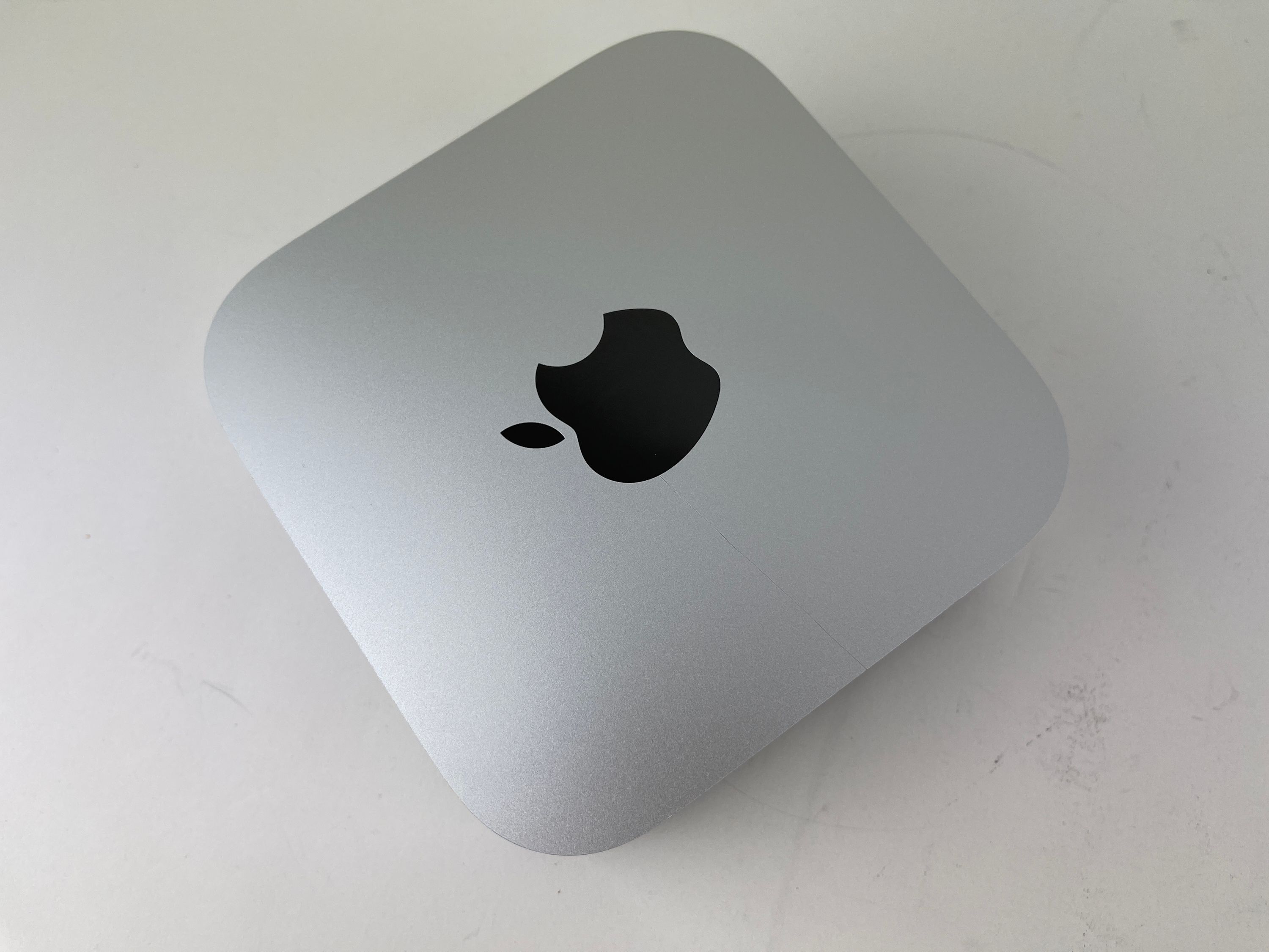 Apple Mac mini (2024) M4 Pro 20-Core GPU Silber